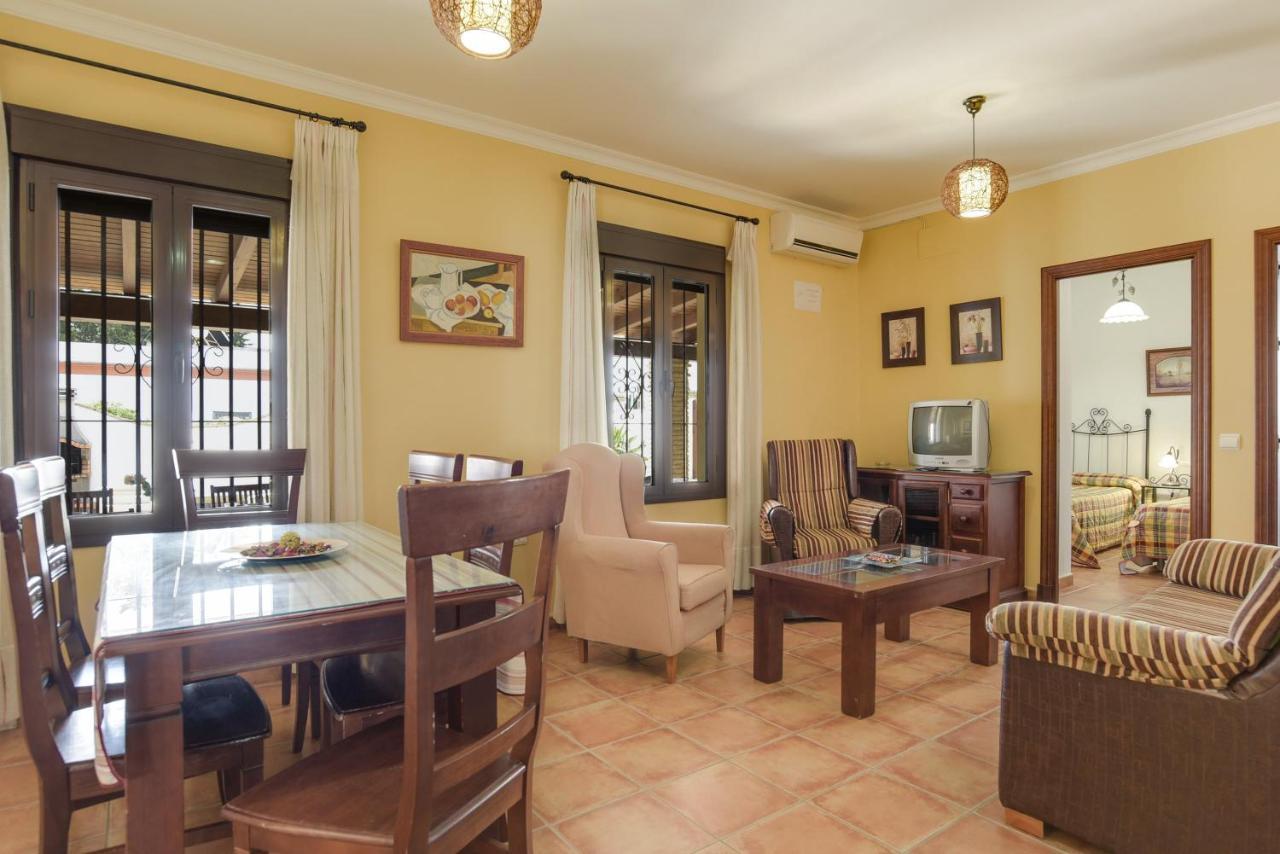Villa Fuentes Solo Familias Conil De La Frontera Exterior photo